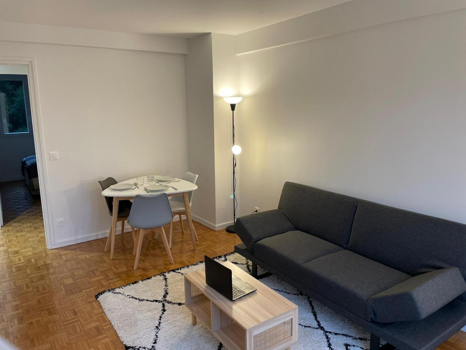 Ferienwohnung 5 People/Paris-Cdg/France Stadium Bagnolet Exterior foto